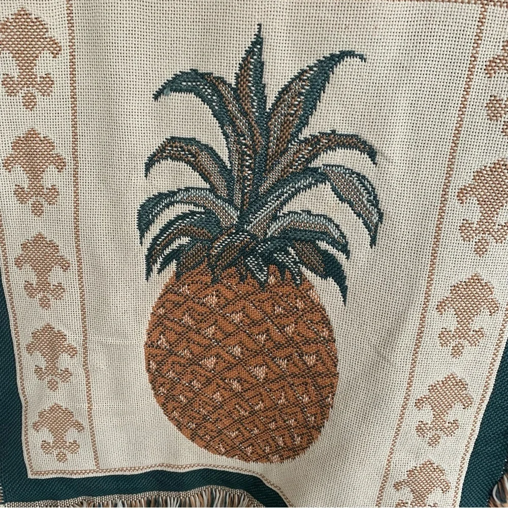 Welcome Pineapple Tapestry Wall Hanging Throw Afghan